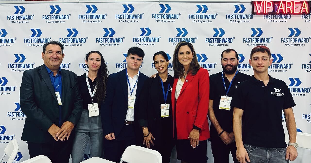 Visita de la congresista Maria Elvira Salazar